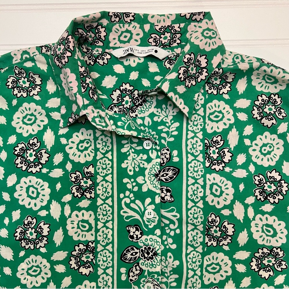 Zara Green Patterned Women Shorts - Picture 4 of 16